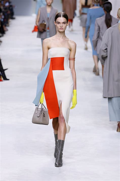 Milano Fashion Week, la sfilata di Fendi Primavera/Estate 2025.